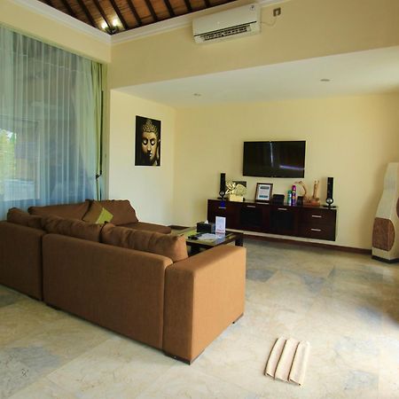 O Villas Seminyak Εξωτερικό φωτογραφία